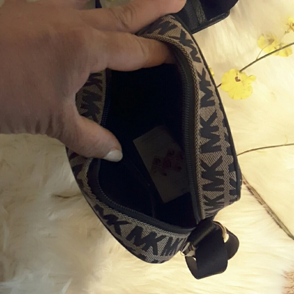 COPY - Michael kors Bedford zip flight bag - Picture 4 of 8